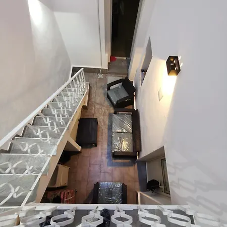 Whitehouseandrea Apartment