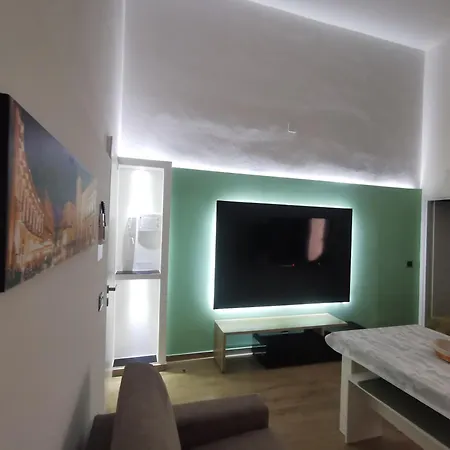 Whitehouseandrea Apartment
